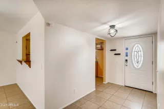 Photo #3: 6221138 Listing