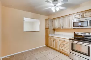 Photo #5: 6221138 Listing