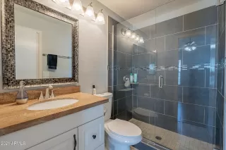 Photo #6: 6221218 Listing