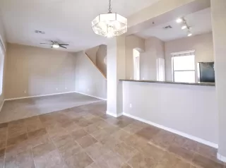Photo #2: 6221379 Listing 