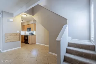 Photo #2: 6221431 Listing