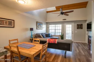 Photo #2: 6221758 Listing 