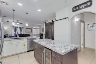 Photo #4: 6221949 Listing 