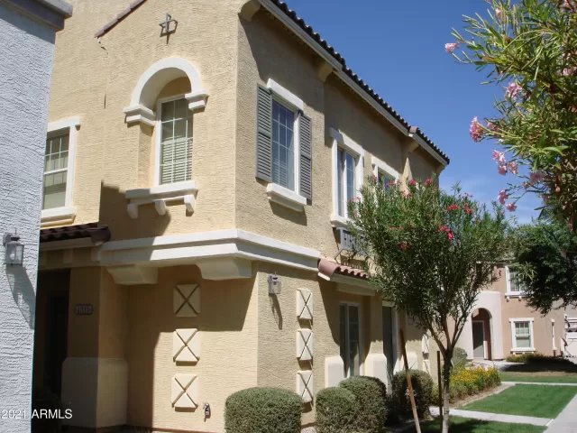 MLS: 6222266 Condo For Sale