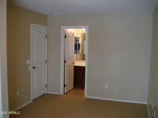 Photo #6: 6222266 Listing