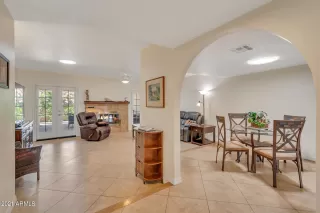 Photo #4: 6222310 Listing 