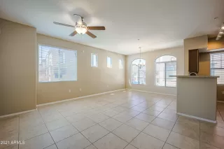 Photo #5: 6222319 Listing 