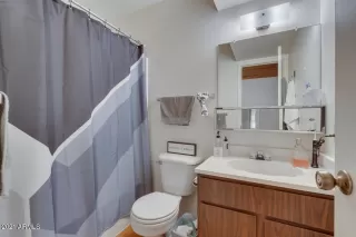 Photo #6: 6222380 Listing