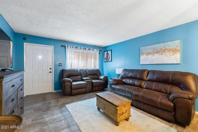 MLS: 6222503 Condo For Sale