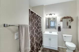 Photo #6: 6222504 Listing