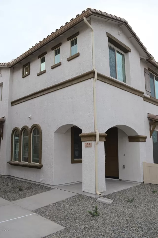 MLS: 6222612 Condo For Sale