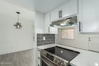 Photo #3: 6222722 Listing