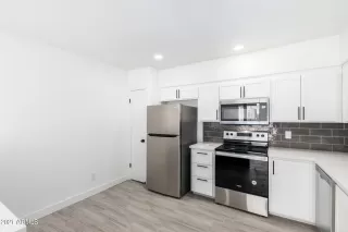 Photo #3: 6222726 Listing