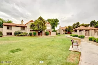 Photo #5: 6222747 Listing