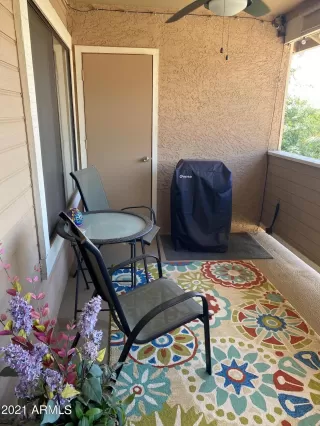 Photo #4: 6222907 Listing