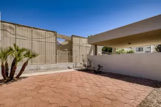 Photo #5: 6222950 Listing