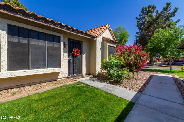 MLS: 6223037 Condo For Sale