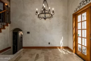 Photo #4: 6223037 Listing