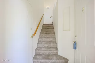 Photo #6: 6223070 Listing