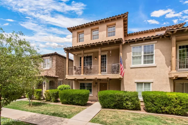 MLS: 6223280 Condo For Sale