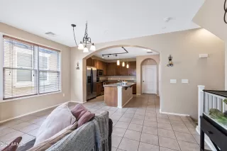 Photo #4: 6223280 Listing