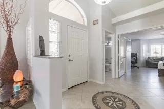 Photo #1: 6223416 Listing