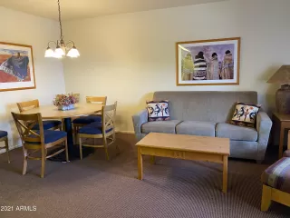 Photo #2: 6223741 Listing 