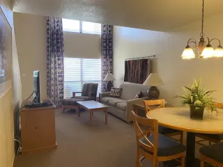 Photo #2: 6223758 Listing