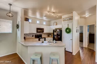 Photo #3: 6224009 Listing