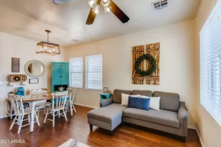 Photo #4: 6224009 Listing