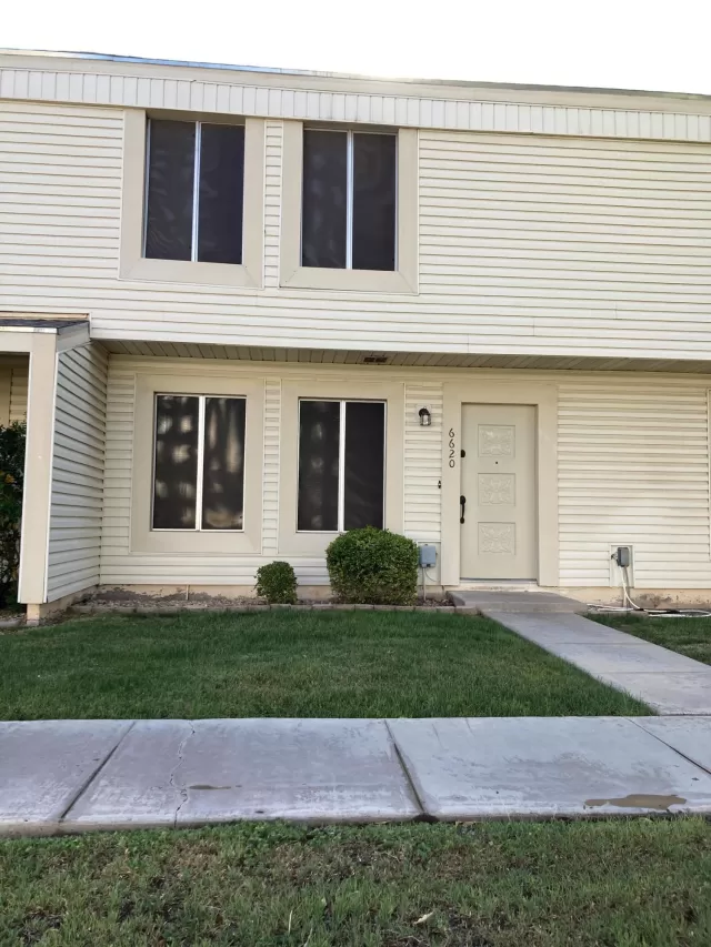 MLS: 6224171 Condo For Sale