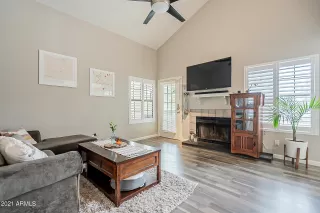 Photo #4: 6224306 Listing