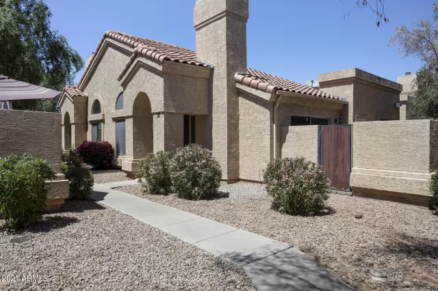 MLS: 6224358 Condo For Sale