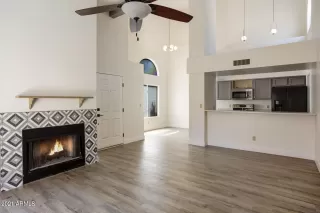 Photo #3: 6224358 Listing