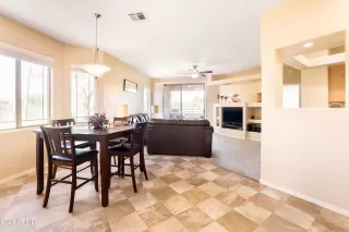 Photo #2: 6224670 Listing 