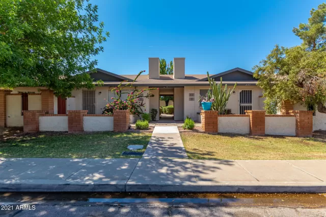 MLS: 6224723 Condo For Sale