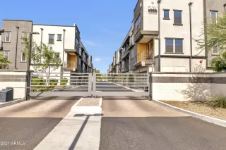 Photo #4: 6224810 Listing