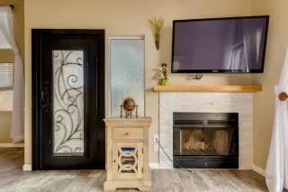 Photo #4: 6224835 Listing