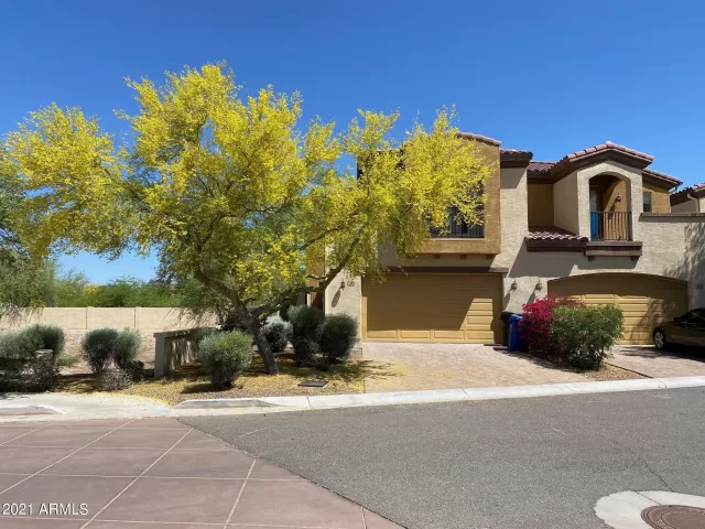 MLS: 6224868 Condo For Sale