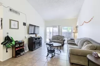 Photo #1: 6225070 Listing 