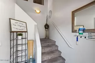 Photo #2: 6225171 Listing