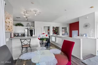 Photo #3: 6225171 Listing