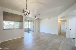 Photo #5: 6225440 Listing