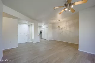 Photo #6: 6225440 Listing