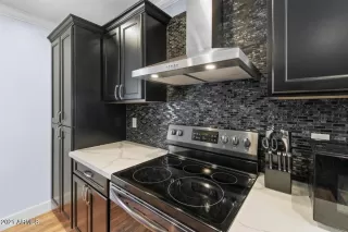 Photo #2: 6225554 Listing 