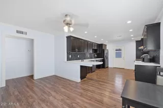 Photo #6: 6225554 Listing 