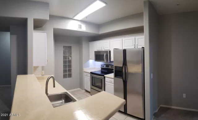 MLS: 6225748 Condo For Sale