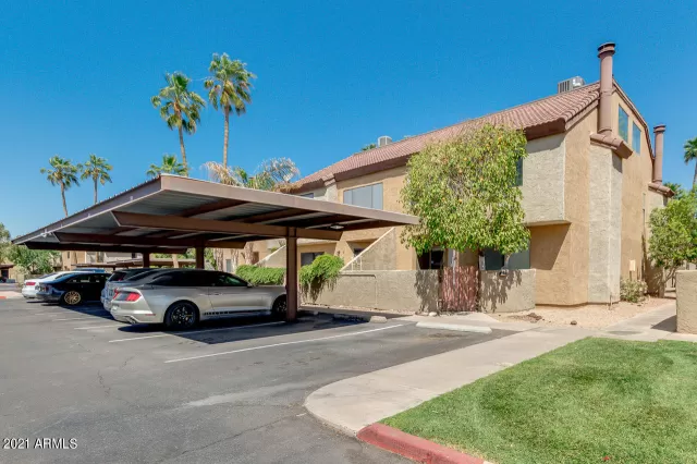 MLS: 6225840 Condo For Sale