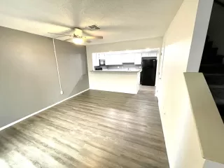 Photo #3: 6225869 Listing 