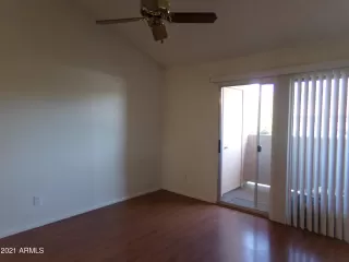 Photo #6: 6226045 Listing